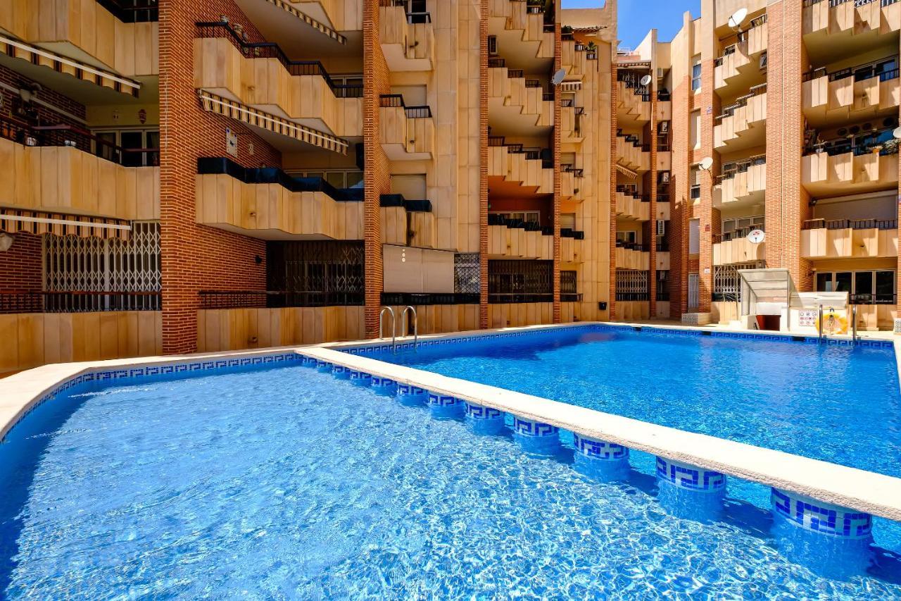 Holiday Royal Suite Concordia Torrevieja Zewnętrze zdjęcie